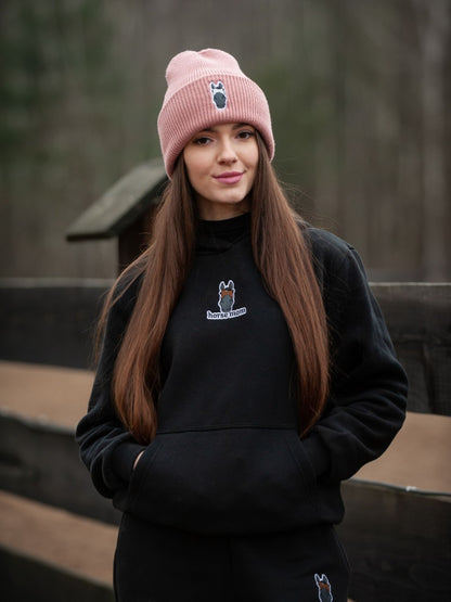 Miękka czapka zimowa z haftem Onesize - SAMIRA - Rose