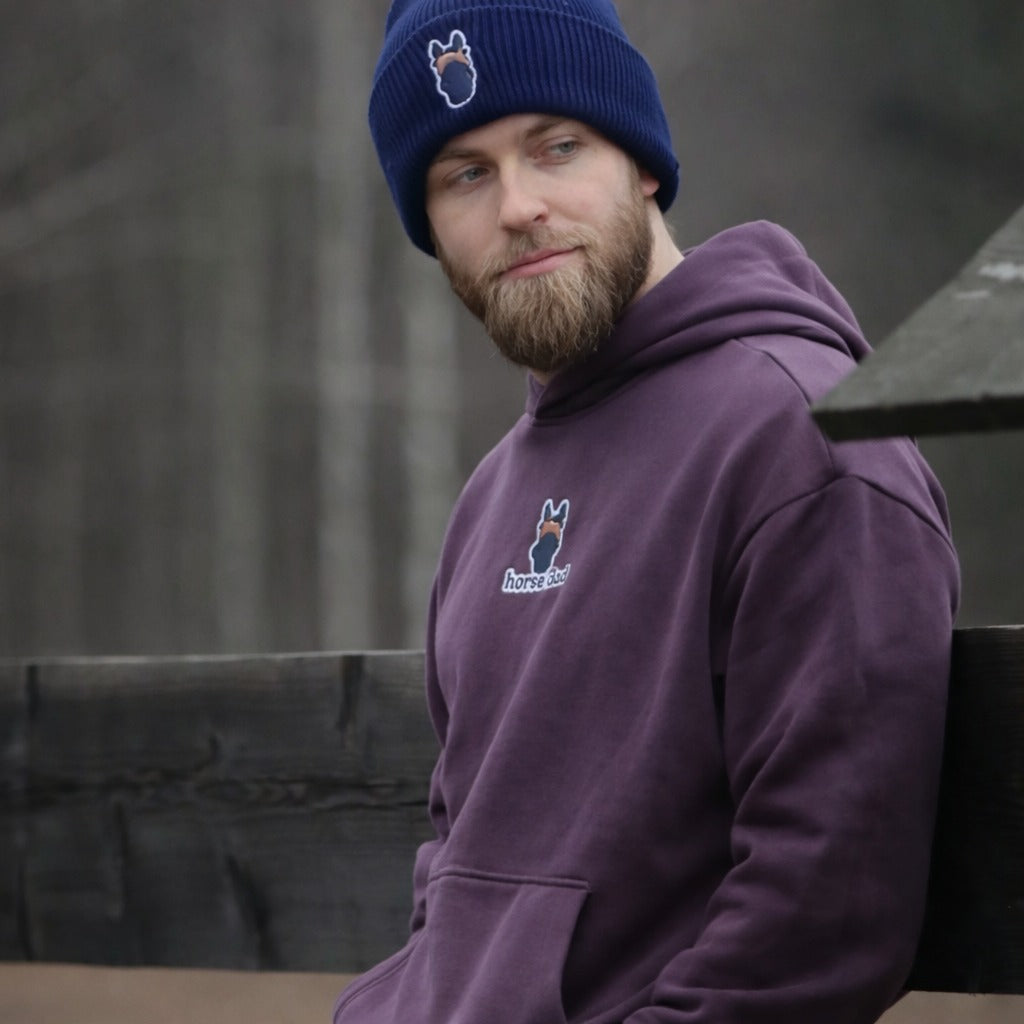 Miękka czapka zimowa z haftem Onesize - SAMIRA - Navy