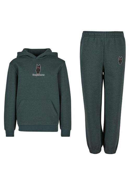 Miękki komplet dresowy z haftem "cozy horses" dla dzieci Oversize - COZY - Bottle Green