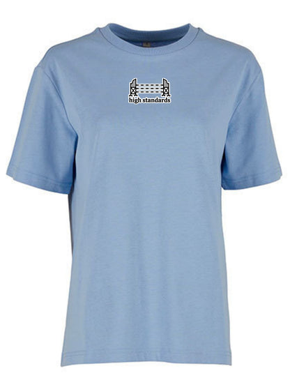 Bawełniana koszulka dla Koniary z haftem "HIGH STANDARDS” Oversize - HORSEY - Powder Blue